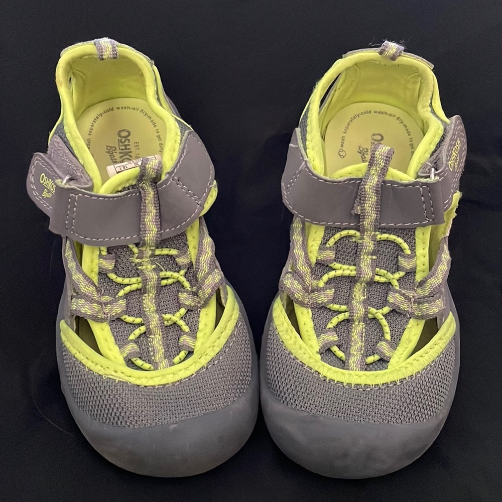 OshKosh sneaker-sole sandals. Size 12